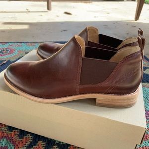 Clarks comfort brown leather booties. Brand new- never worn. Size 8